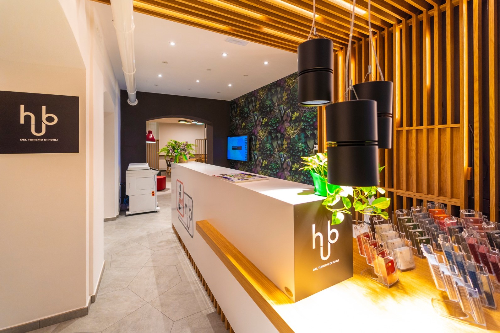 Nuovi orari di apertura dello IAT Hub 