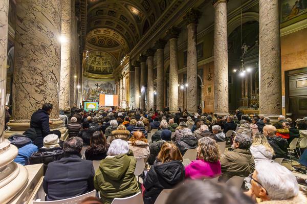 un opera al mese